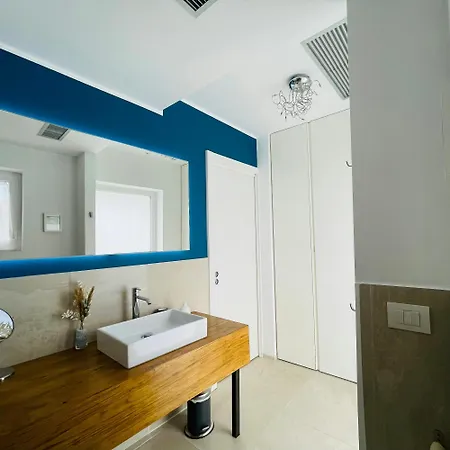 Wellness Hillside House In Le Marche 度假居 *